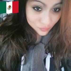 Meet your Posher, Stefany